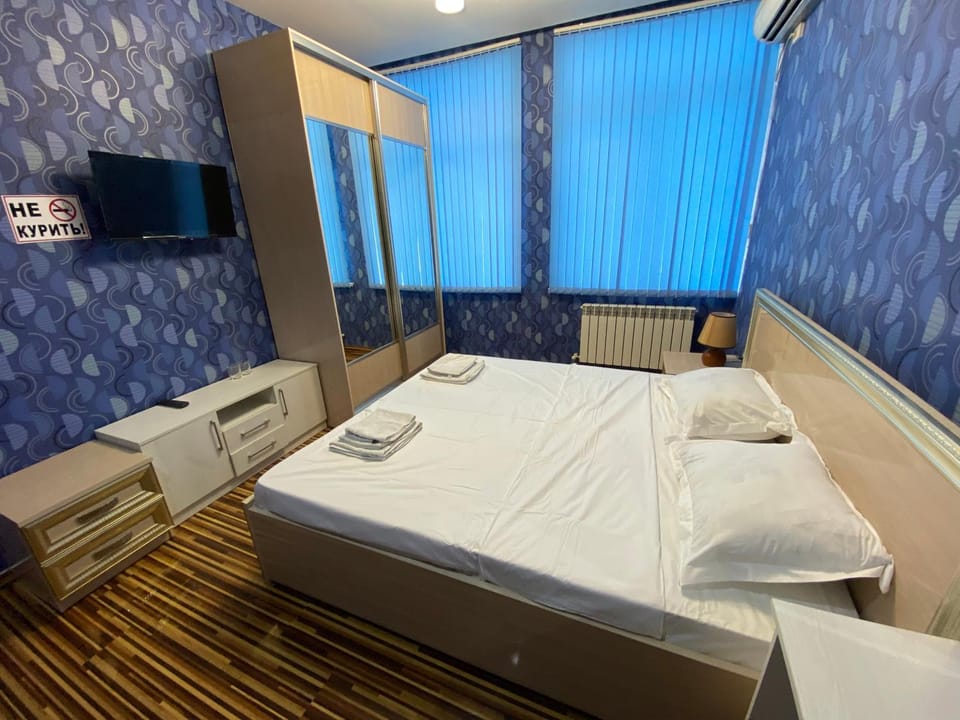 Communal lounge/ TV room, Bed, TV and multimedia, towels