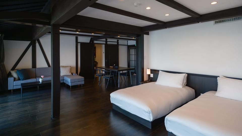 Living room, Bedroom