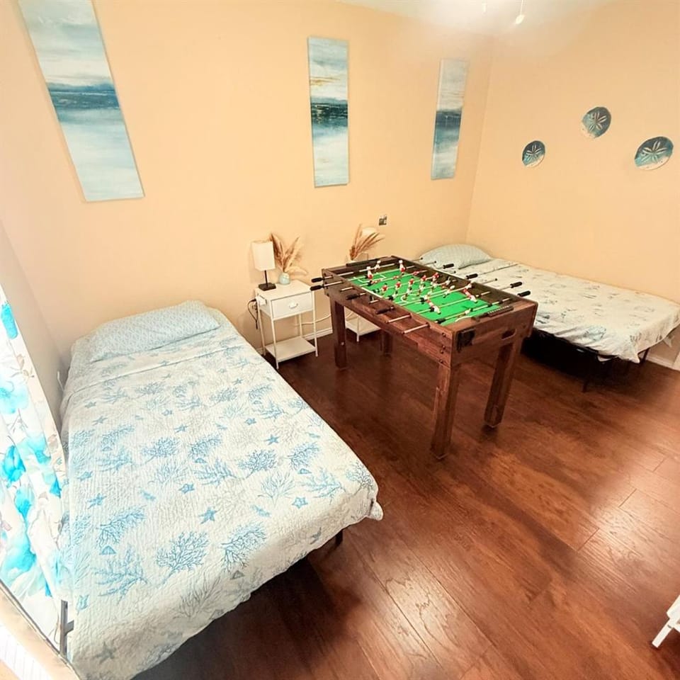 Sleeps8No Stairs,Carpet-Free Near Dallas Stadiums House in Arlington