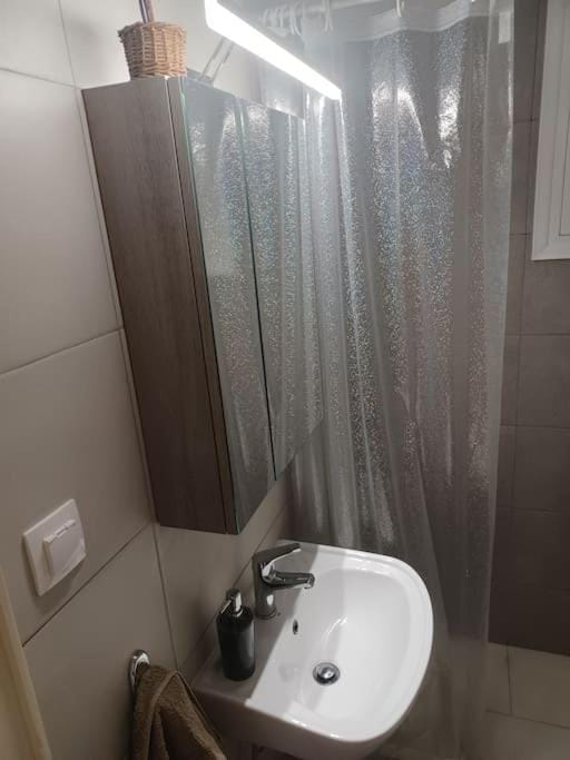 Top floor seaside apartment Apartment in Euboea