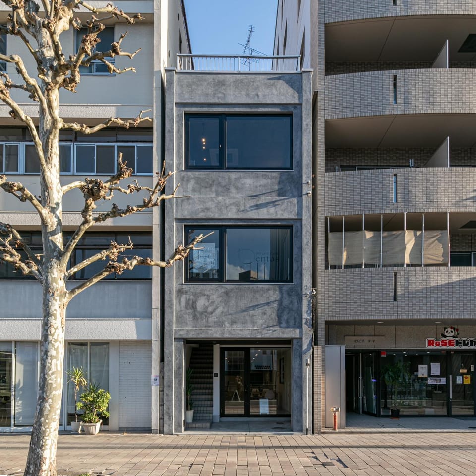Property building, Day
