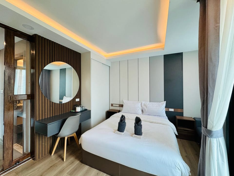 Bed, Photo of the whole room, Bedroom, wardrobe