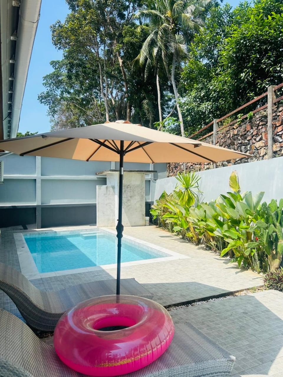Aonang Peace Pool Villa Villa in Krabi Changwat