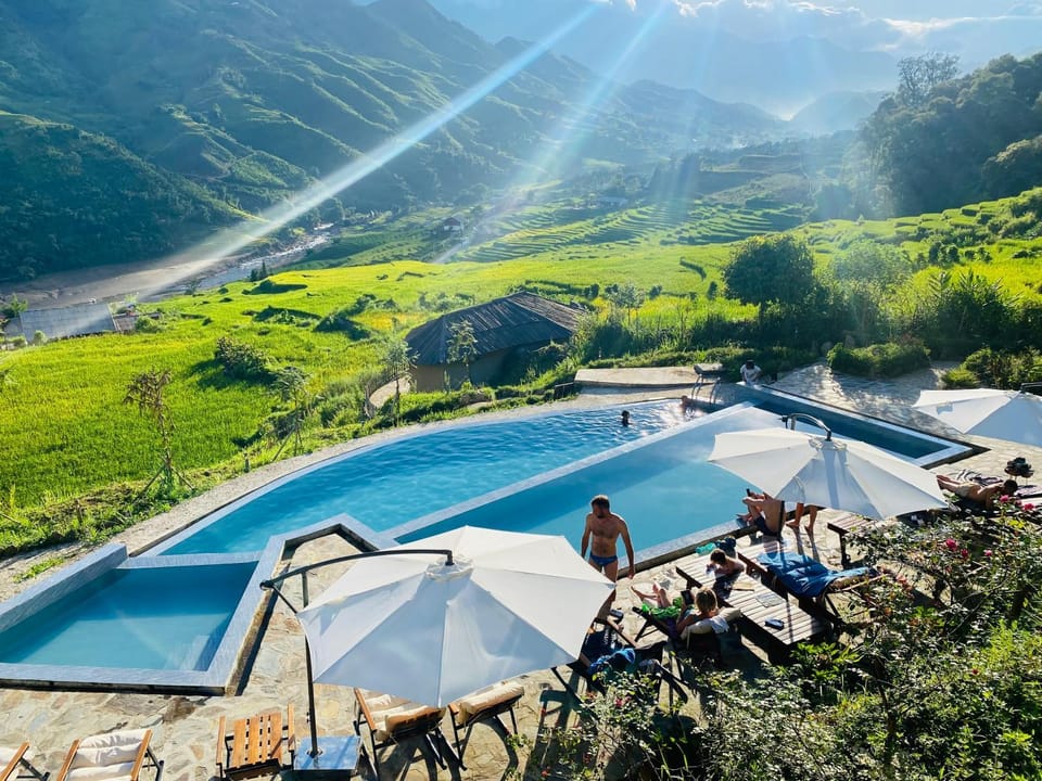 Mountain view, Pool view, sunbed