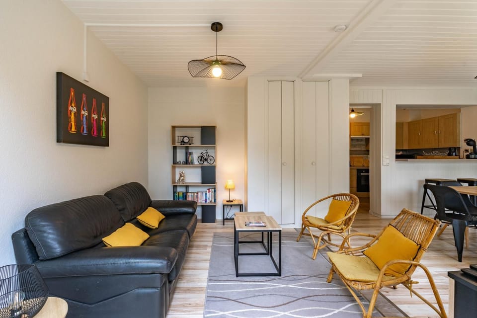 Property building, Living room