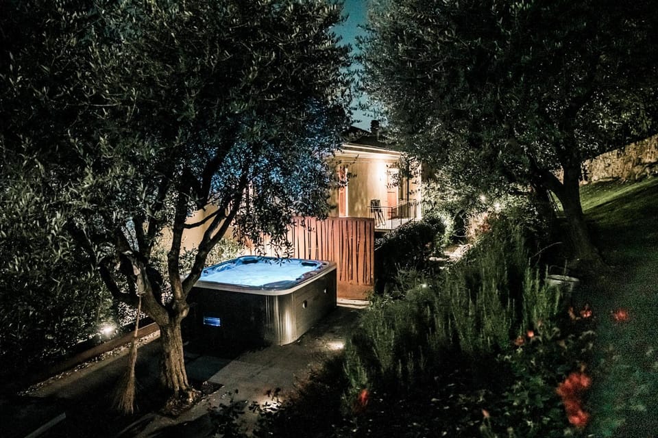 Night, Natural landscape, Hot Tub, Hot Tub, Spa and wellness centre/facilities, Pool view, Open Air Bath