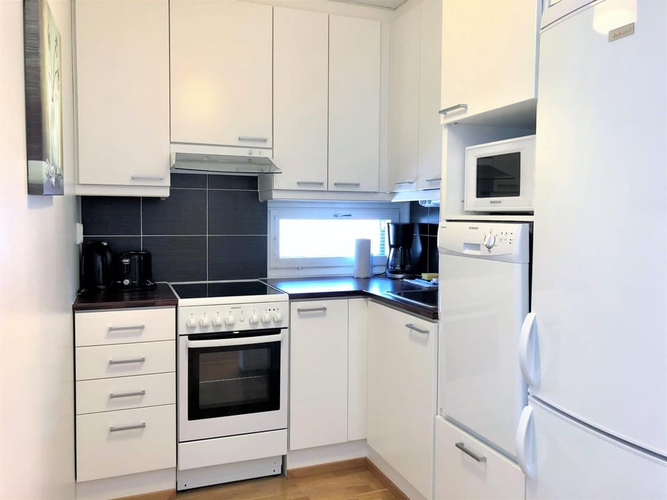Kitchen or kitchenette, dishwasher, minibar, pet friendly, stove, toaster