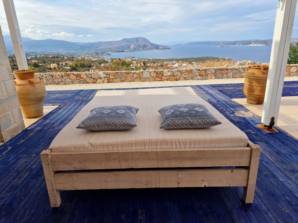 Balcony/Terrace, Mountain view, Sea view