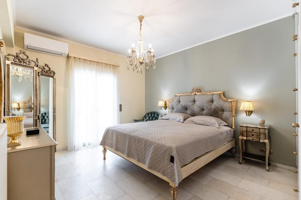 Bed, Bedroom, air conditioner
