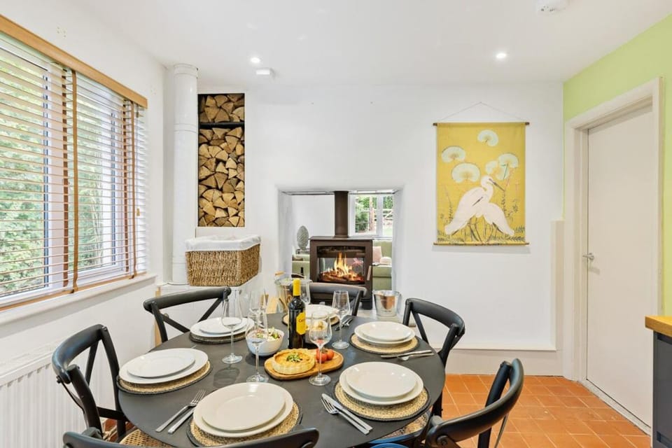 Bramblewood - Cosy chic, hot tub, close to beach House in Teignbridge