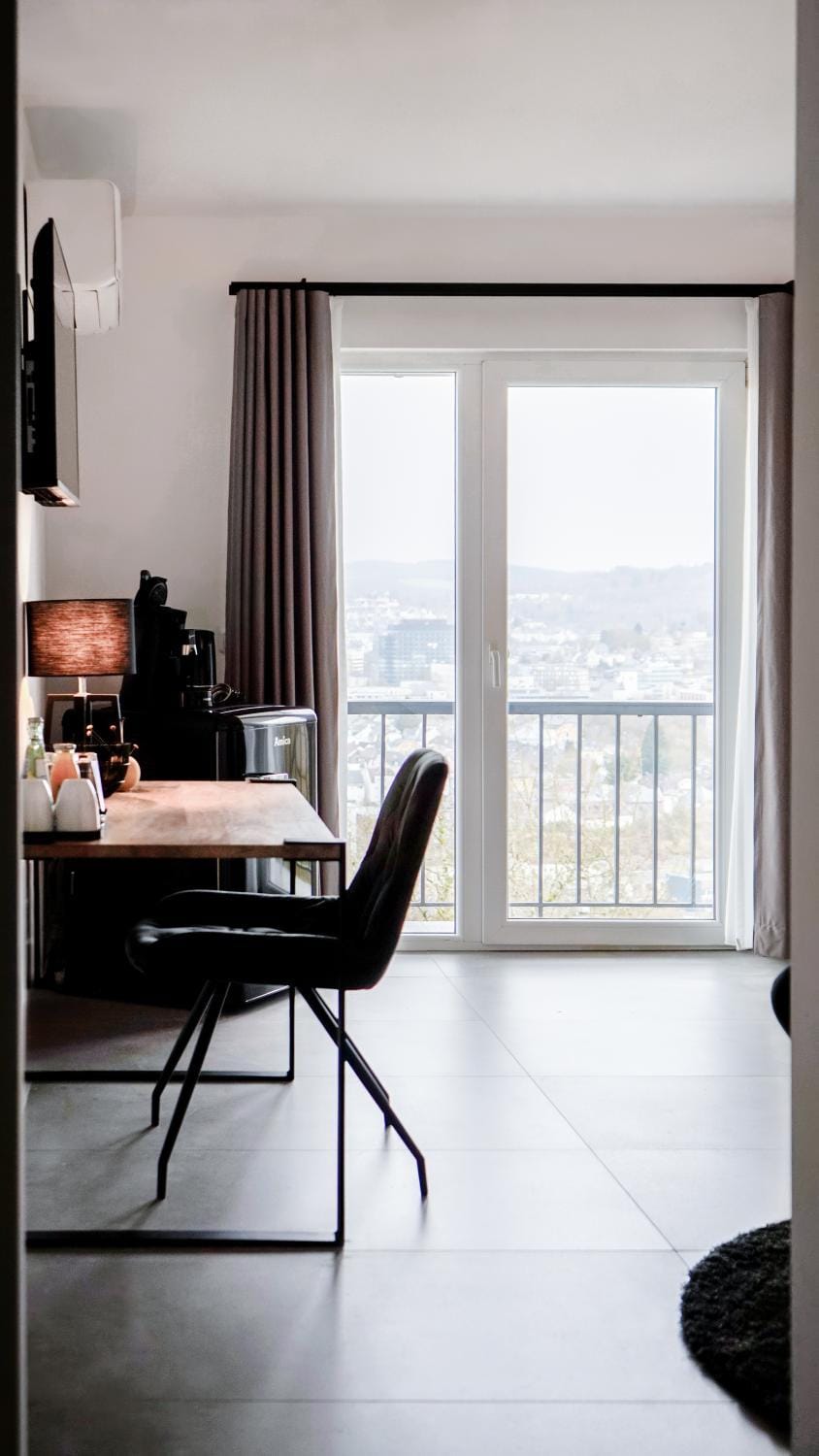 Si-View Doppelzimmer mit Balkon Zimmer 1 - Hotel Bed and Breakfast in Siegen