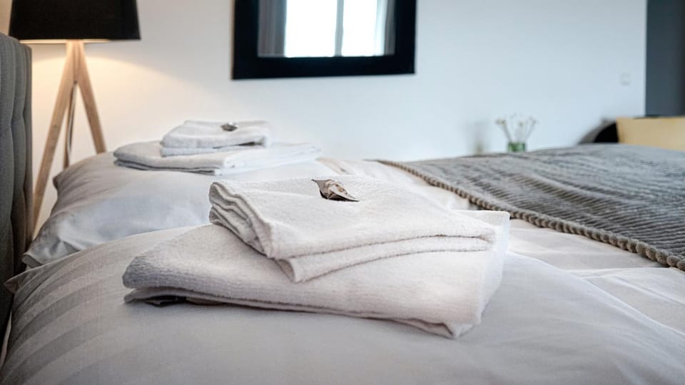 Si-View Doppelzimmer mit Balkon Zimmer 1 - Hotel Bed and Breakfast in Siegen