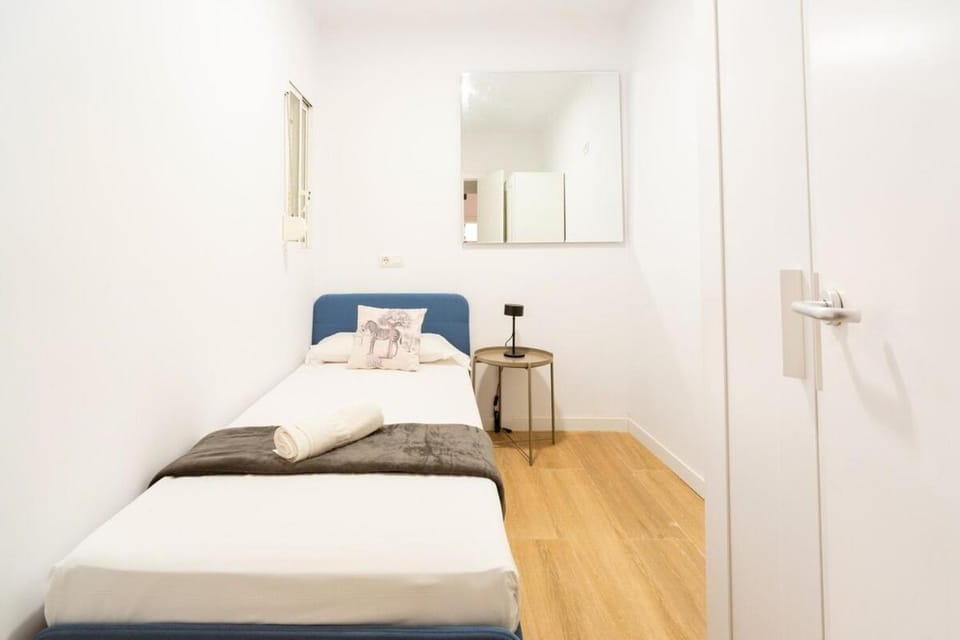 Santes Creus - Unik Vacation Apartment in Tarragona