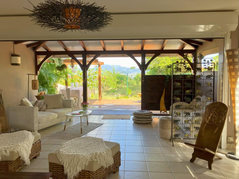 Patio, Balcony/Terrace, Living room, Seating area