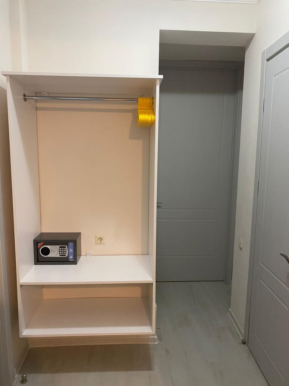 wardrobe