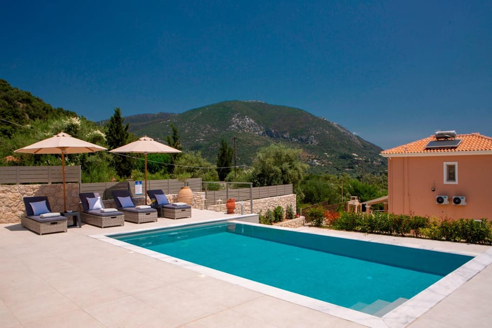 Patio, Day, Pool view, Swimming pool, sunbed