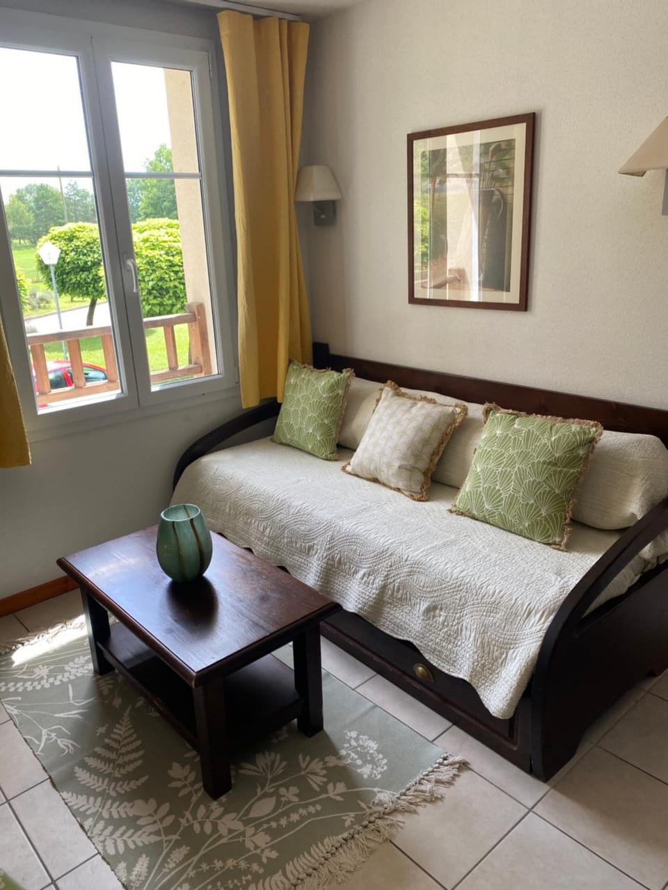 Bed, Living room, Seating area