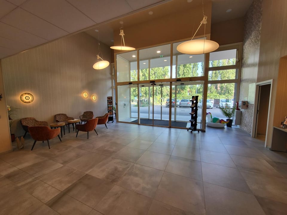Property building, Lobby or reception