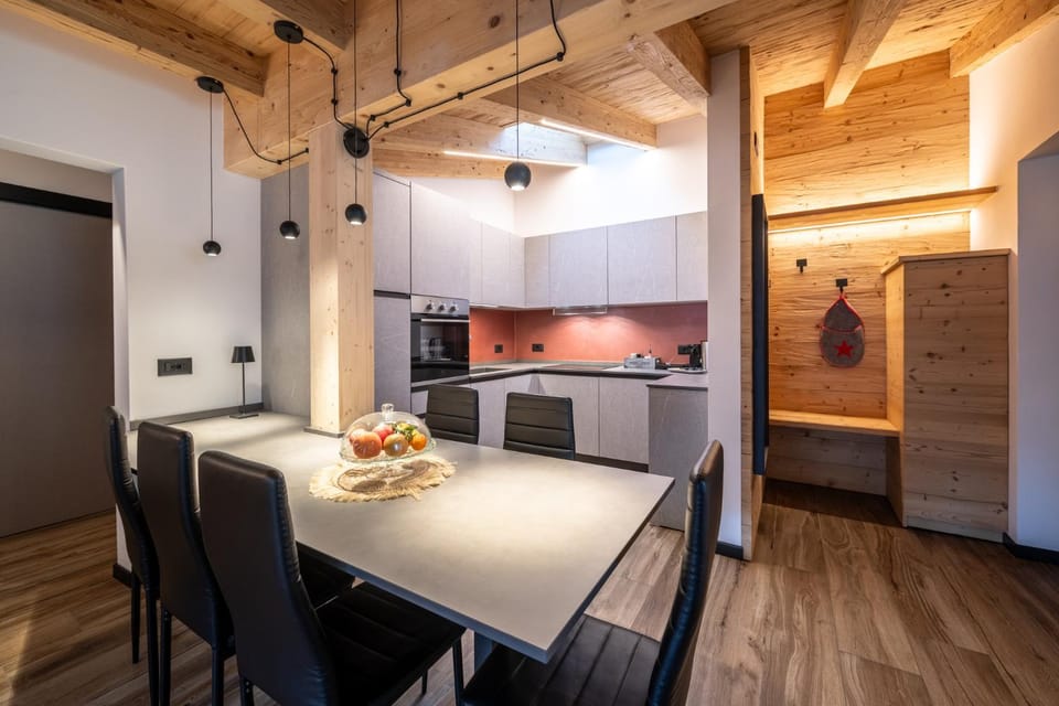 - Piz Boe - Canazei center app. Apartment in Canazei