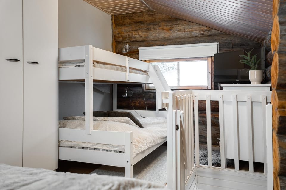 bunk bed