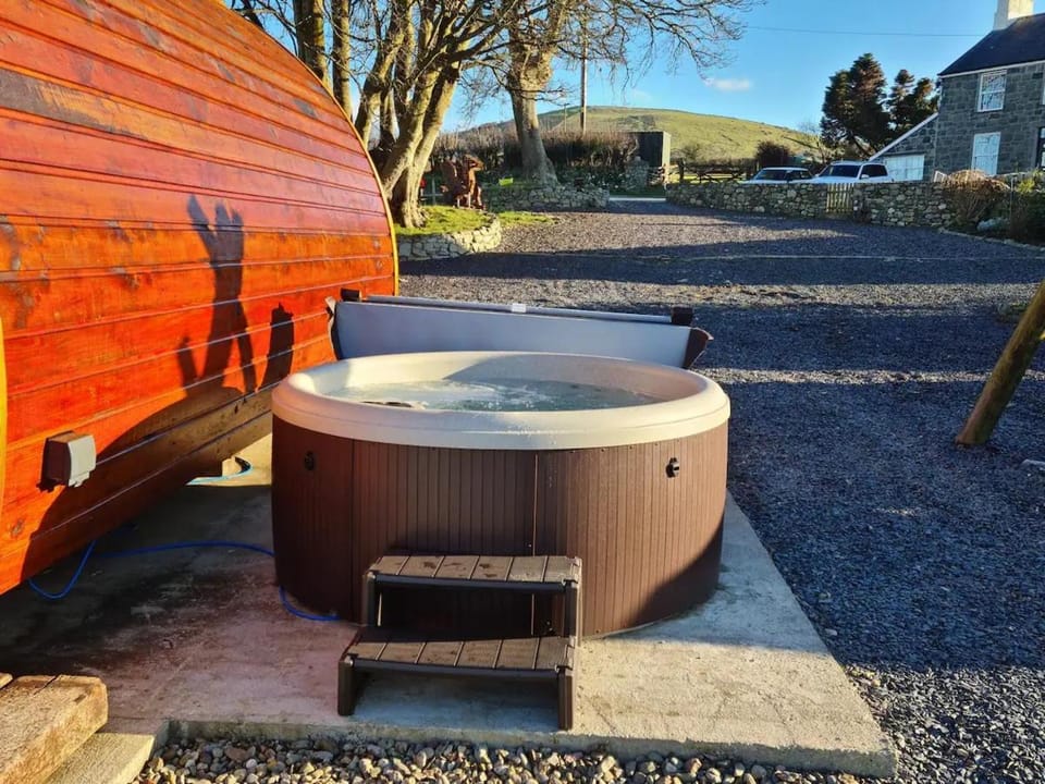 Hot Tub