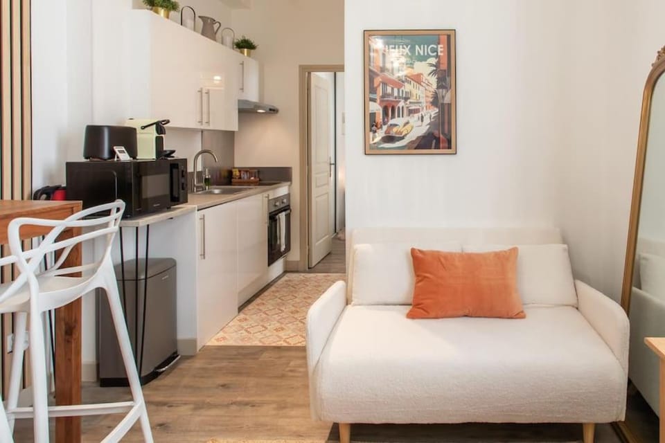 L46 Staywizus - 2P Port, 2min du Cap et 5 du port CLIM & WIFI Apartment in Nice
