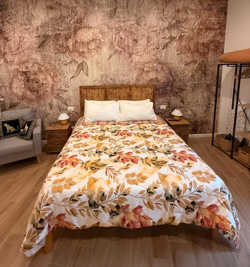 Bed, Photo of the whole room