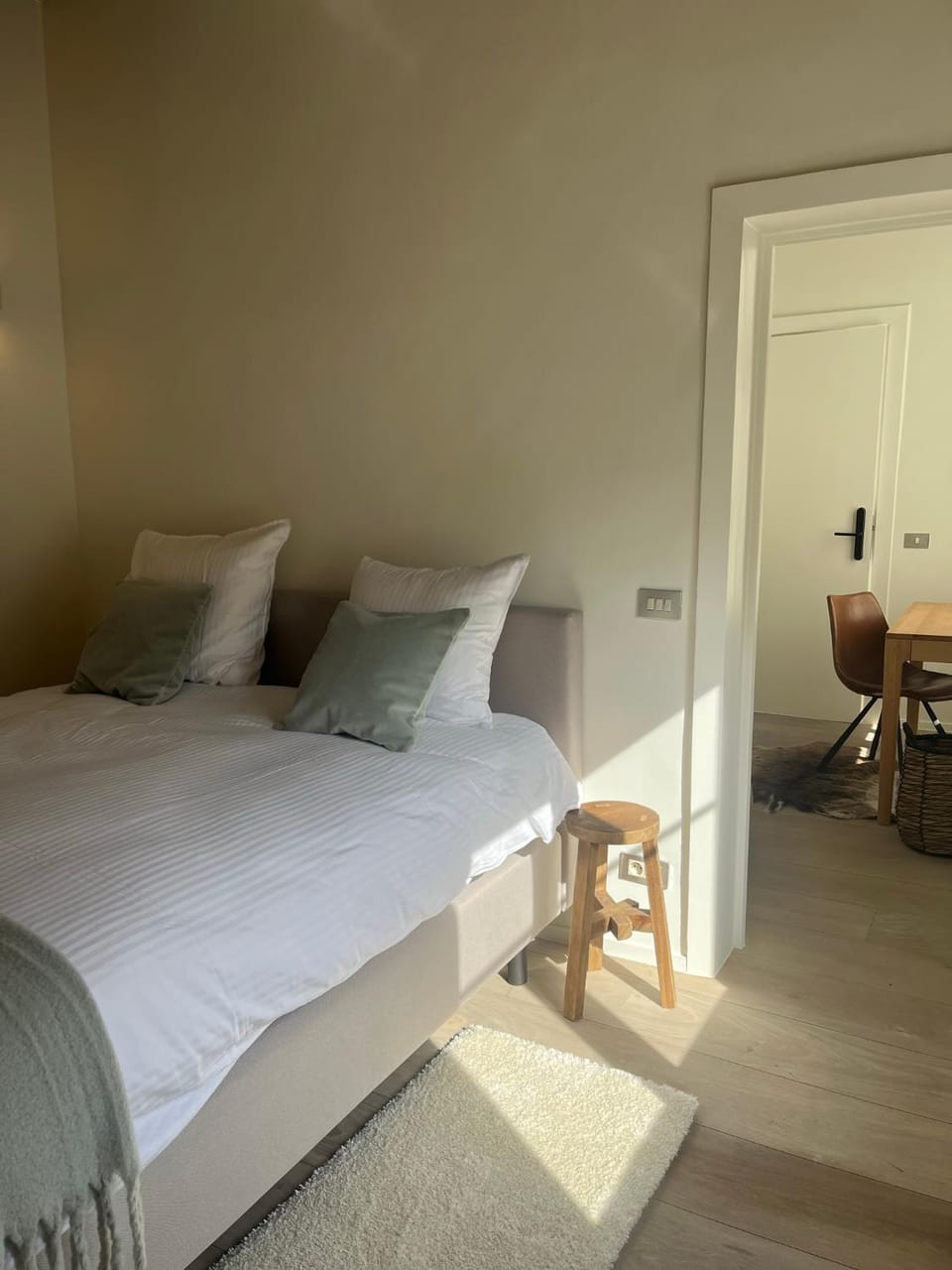 Living room, Bedroom