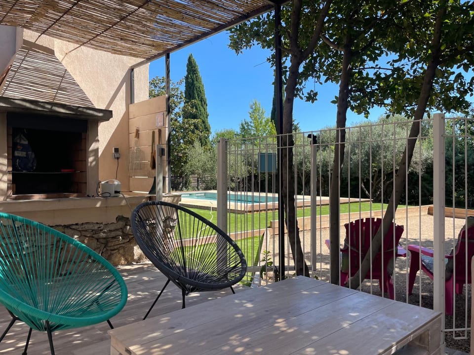 Havre de paix en Provence : maison avec piscine Villa in Salernes