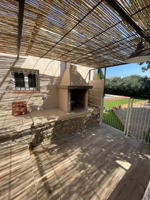 Havre de paix en Provence : maison avec piscine Villa in Salernes