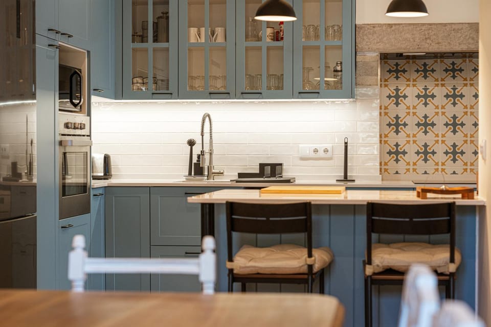 Kitchen or kitchenette, Dining area, oven, toaster
