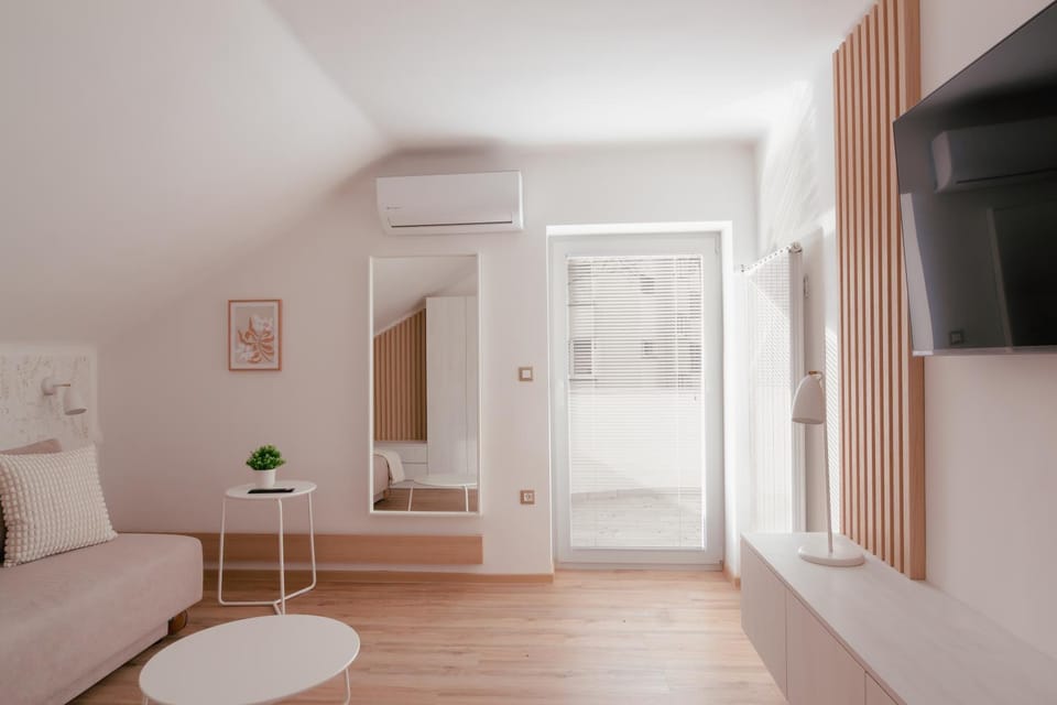 Luxury 2 bedroom NEW apartment with private parking Apartment in Ljubljana