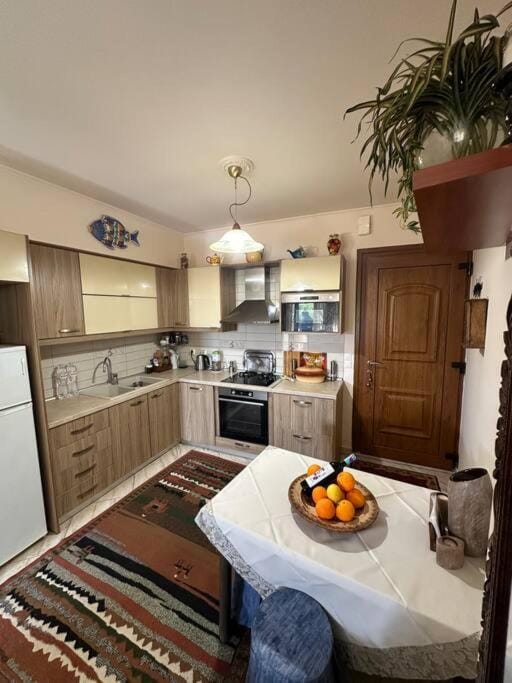 Food, stove