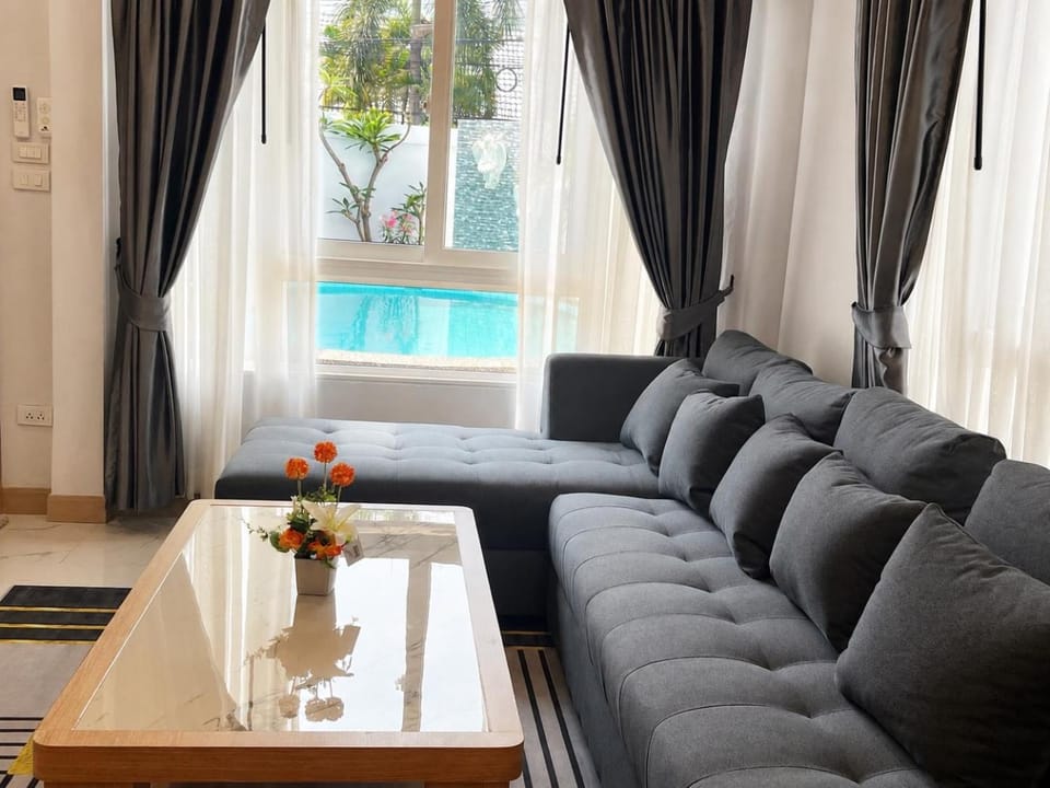 City house- 171, Private pool villa 4 bed5bath near walking St, BBQ Villa in Pattaya City