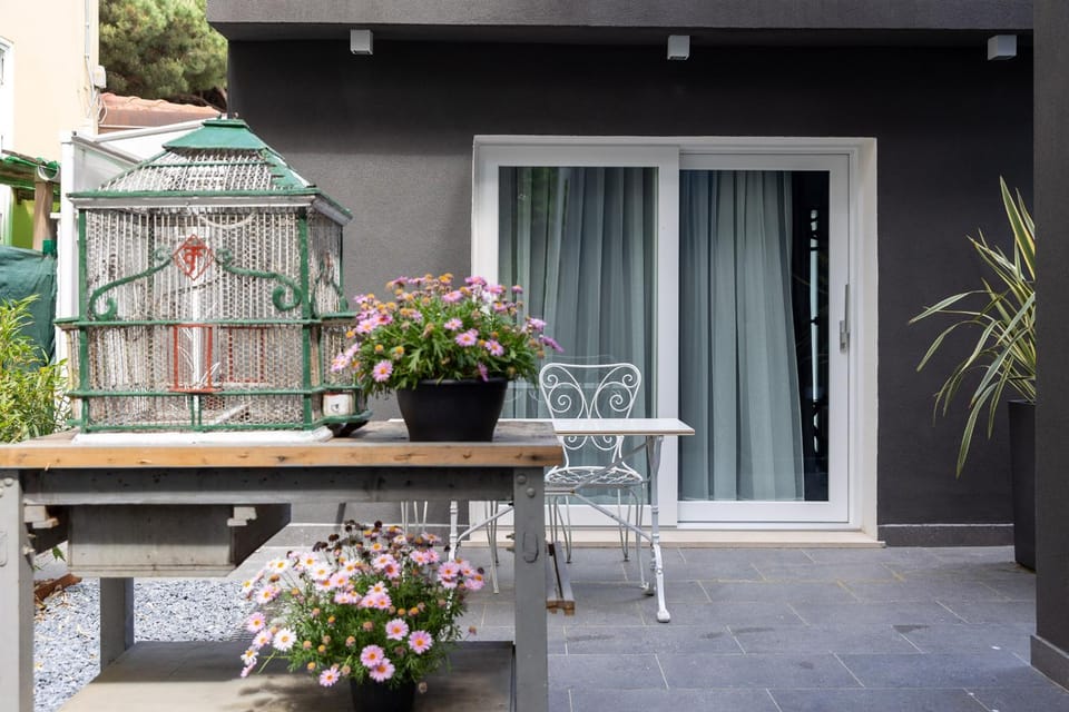 VILLA MONTI SUITES&APARTS Bed and Breakfast in Cesenatico