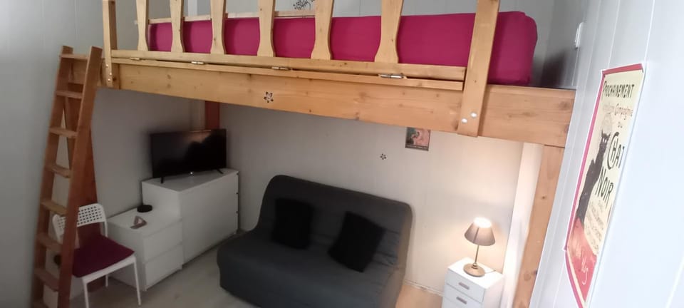 Appartement calme aux abords de Paris, Seine Apartment in Issy-les-Moulineaux