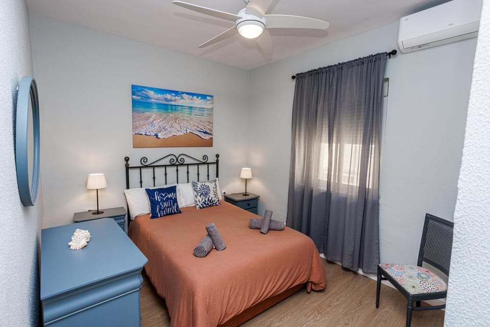 Bedroom, Sea view, wardrobe, air conditioner