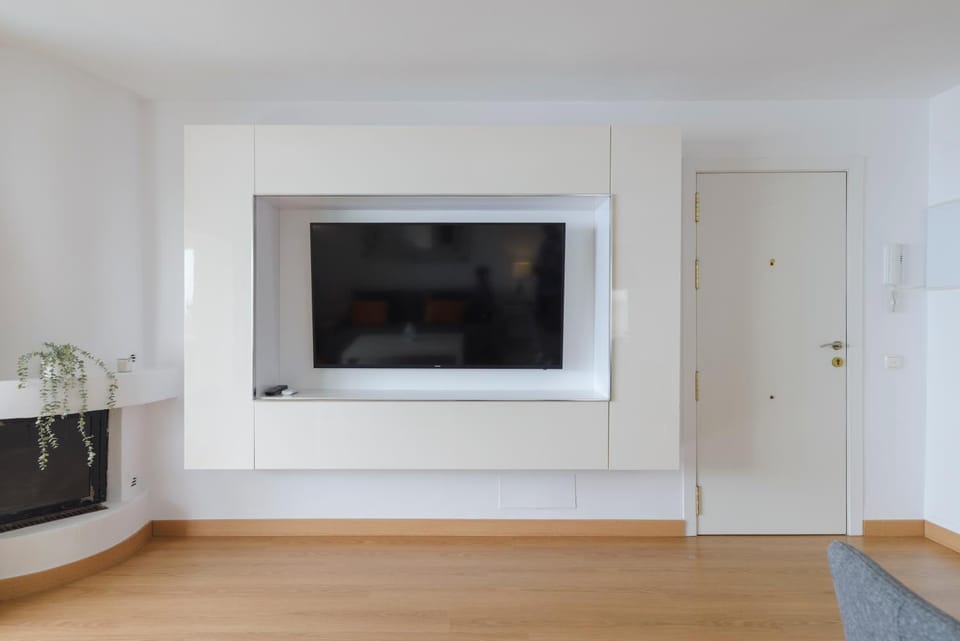 Communal lounge/ TV room, TV and multimedia