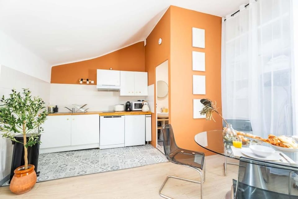 Studio Chaleureux niché au cœur des Salins Apartment in Arles