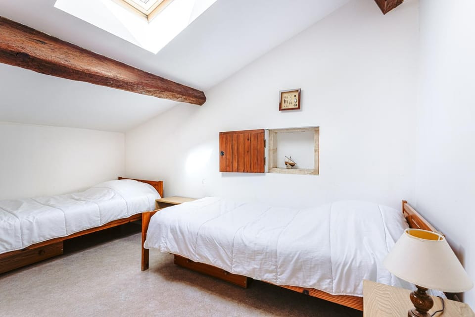 Property building, Living room, Bedroom