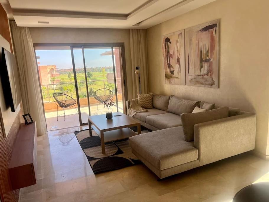 New appart, pool and golf view Apartment in Marrakesh
