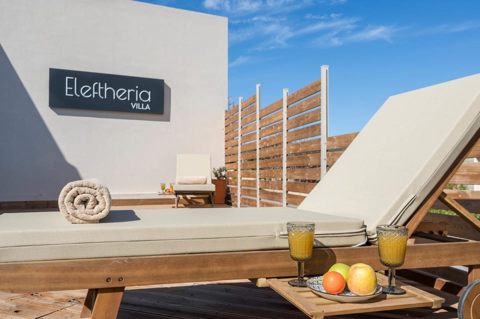 Patio, Balcony/Terrace, sunbed