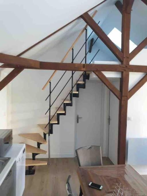 Gîte au bord du loing et proche forêt House in Île-de-France