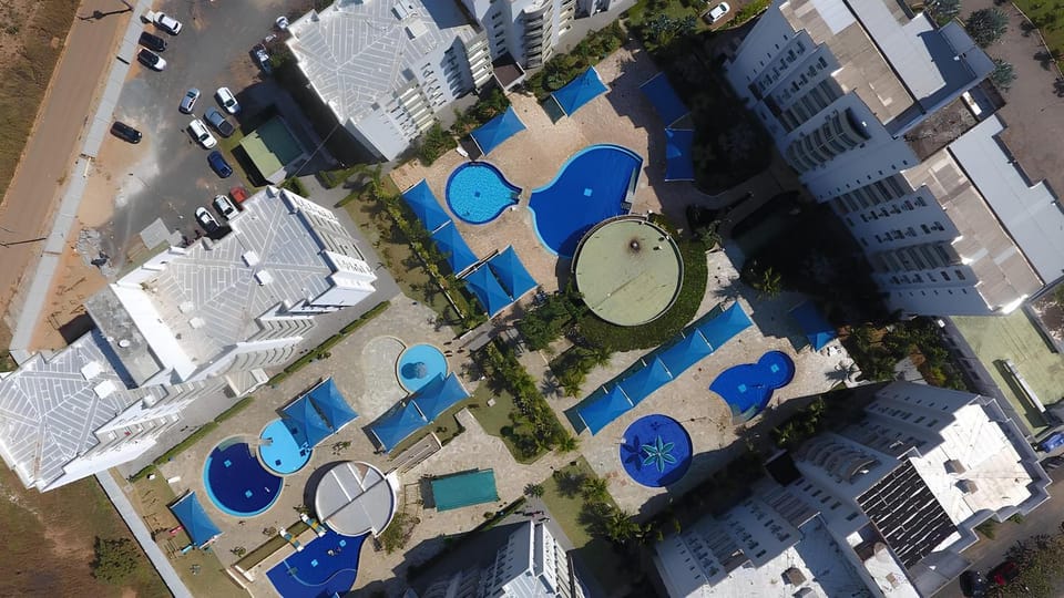 Natural landscape, Bird's eye view, Pool view, Street view, Swimming pool