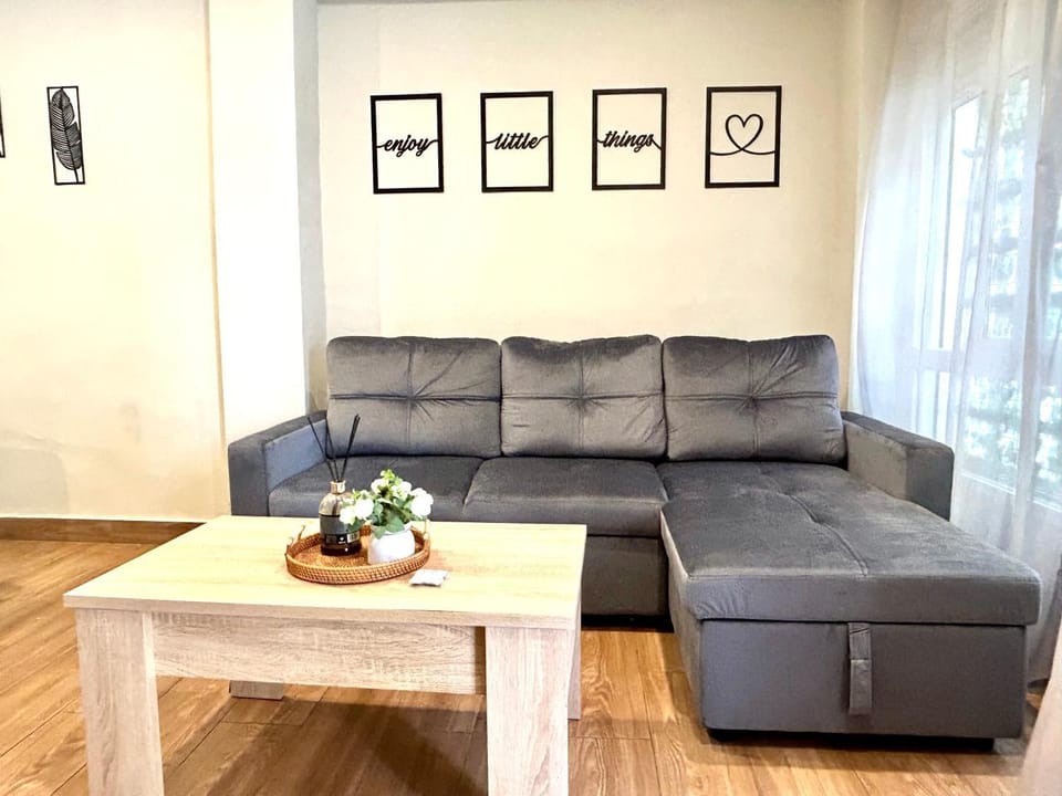 Plaza de Andalucía Home con parking Apartment in Cordoba