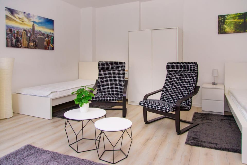 Seating area, Bedroom