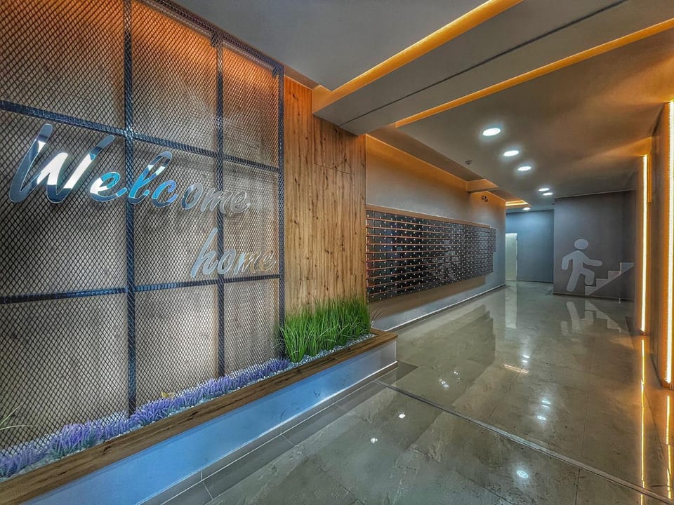 Q Elegance Palas Mall Apartment in Moldova