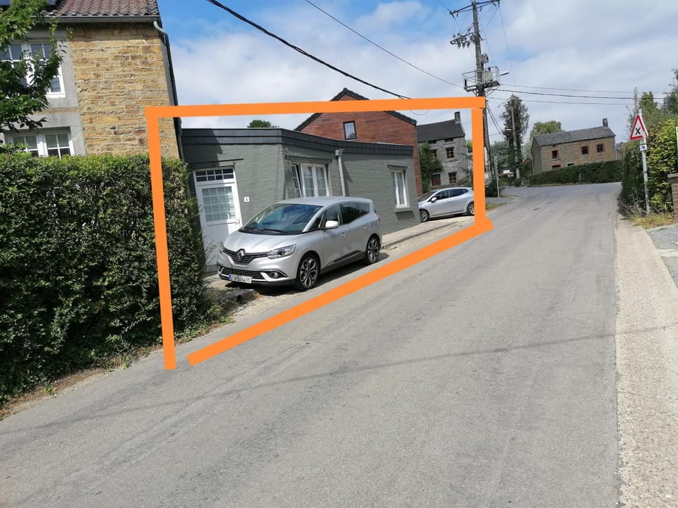 Property building, Neighbourhood, Street view, Parking