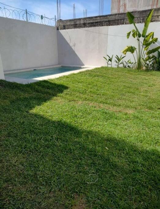 Garden, Swimming pool