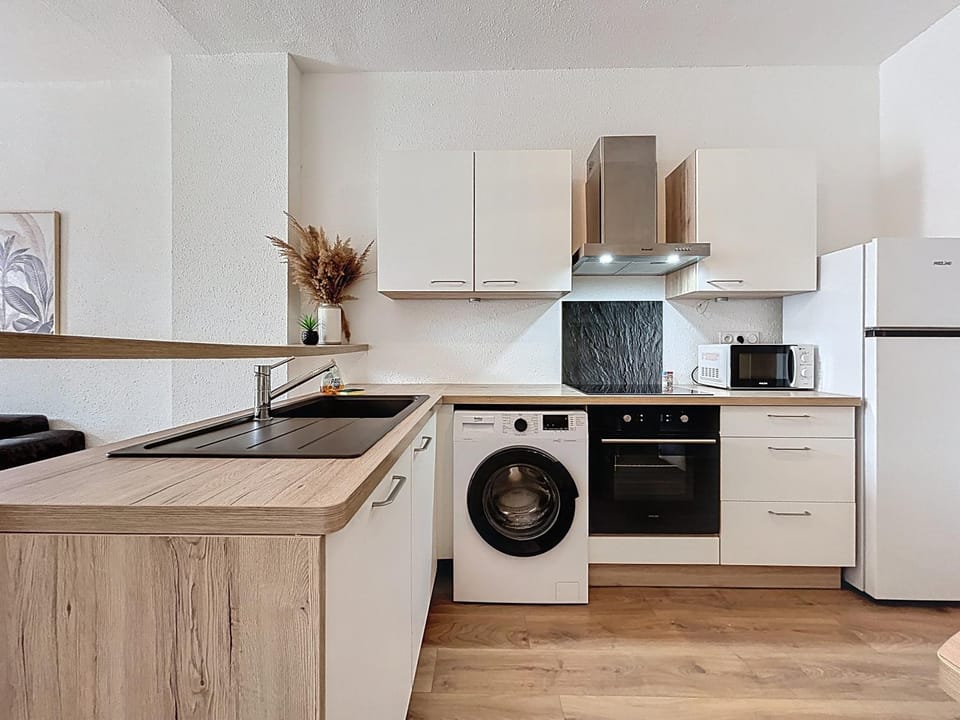 Le Cocon - Wifi - Cour privative - Proche Halles Apartment in Narbonne